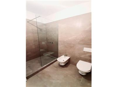 Apartament 3 camere Laguna Residence